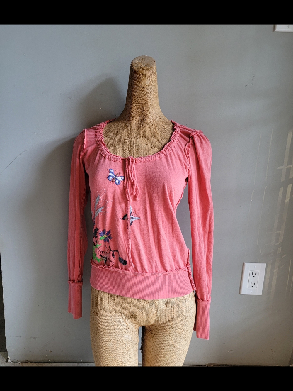 Women's Pink Floral Scoop Neck Long Sleeve Top